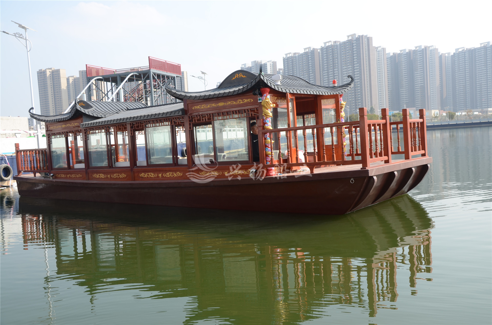 廣東湛江美景地產(chǎn)12.5米畫(huà)舫船