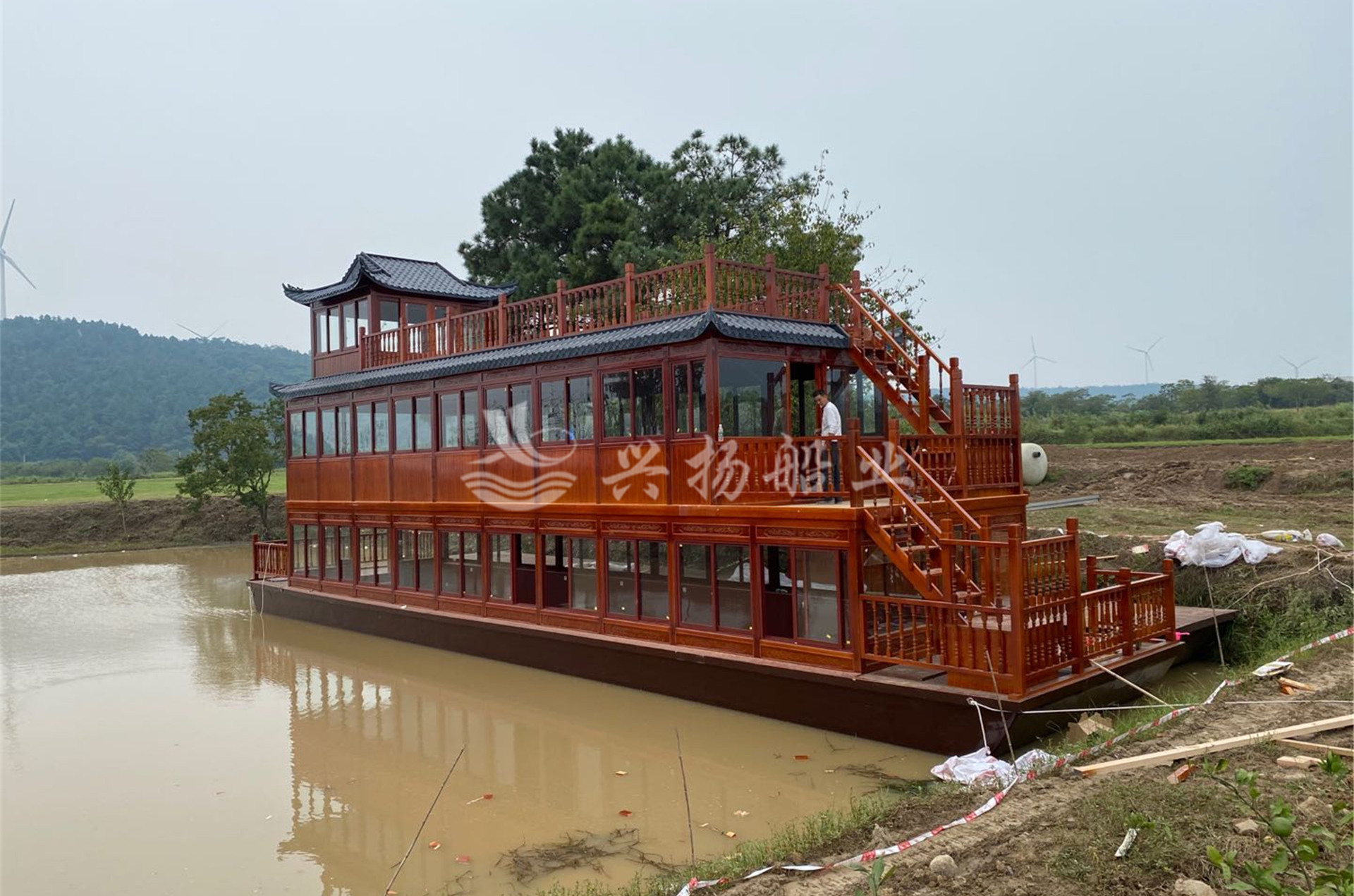 江西九江廬山鄱湖灣景區20米大型畫(huà)舫餐飲船